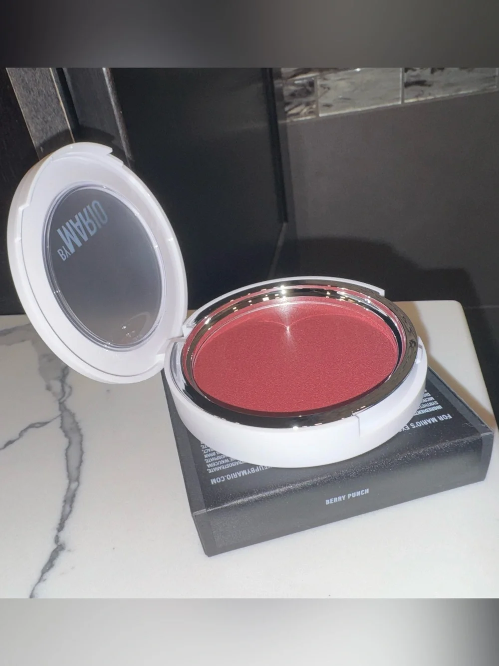 MAKEUP BY MARIO Soft Pop Plumping Blush Veil – Berry Punch
